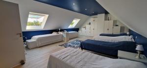 Villas Le Garros - Maison familiale calme 300m des plages : photos des chambres