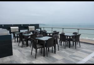 Apartamento familiar 3 habitaciones, piscina cerca a Miraflores