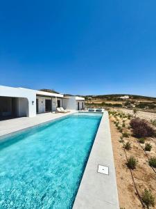 Faragas Hill Harmony Villa