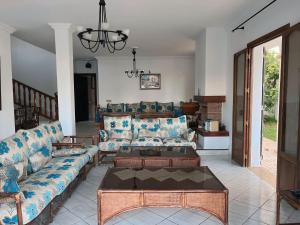 Villa CaboNegro - Family only