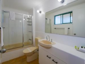 Boat Harbour Studio Apartments and Villas