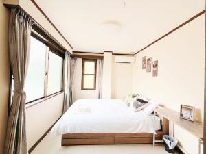 花乃郷 川口a 駅徒歩5分 上野 秋葉原 東京直通 池袋 新宿20分圏内 WiFi付き 洋室 温泉施設近く