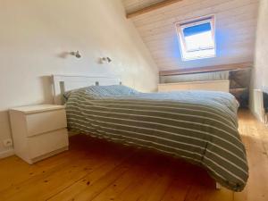 Maisons de vacances Chaleureuse Maison a Groix, 5 pers, 3 chambres - FR-1-813-31 : photos des chambres