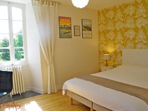 B&B / Chambres d'hotes Chambres d-hotes spacieuses pres de la Loire - FR-1-622-116 : photos des chambres