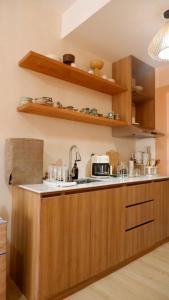 Zen Staycation with City and Sunset View near Airport and Mckinley