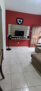 Sobrado em condomínio tranquilo em Mongagua