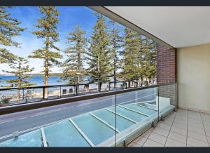 Grande Esplanade Manly Central