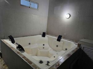 CASA QUINTA INCRIEBLE EN RICAURTe CUNDINAMARCA