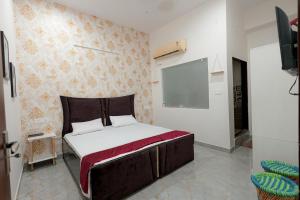 Elegant 6 Bedroom Boutique Villa Near Taj Mahal