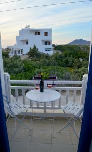 Heliotropio Studios & Apartments Milos Greece