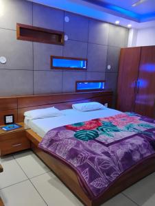 Hotel Dhan Luxmi
