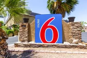 Motel 6 Glendale AZ - 格伦代尔