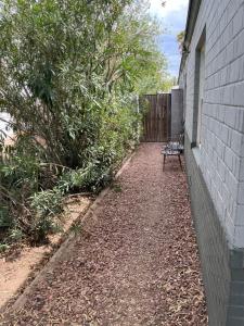 Phoenix Hollywood Private Room SWIMMING POOL walk to ARTS RooSEVELT ROW CONVENTION CENTER ASU DOWNTOWN PHOENIX