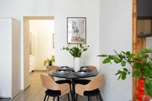 LORETO 3 by Cozyplace