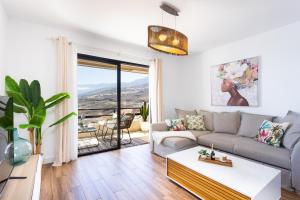 Home2Book Dreamy View Of The Bay Private Terrace