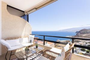 Home2Book Dreamy View Of The Bay Private Terrace