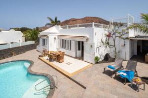 SAMARALDE by Buenavilla