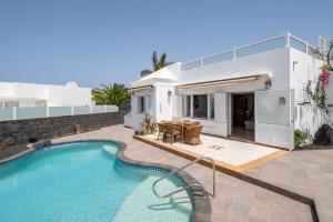 SAMARALDE by Buenavilla