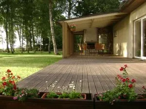 Mere Holiday House - Jõgela