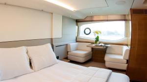 Saigon Luxury Private Yacht Prestige 590 - Managed by Vietyacht Club