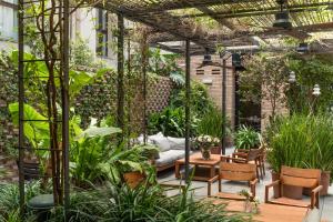 Alexandra Barcelona Hotel, Curio Collection by Hilton