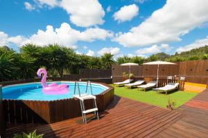 Luxe villa for 8 - Private Pool -AC -BBQ Area - Patio - 160Mbps - Olives - Palm - vineyard