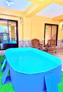 3BR with Movie Stay in Vista Mall Malolos by Casa Bella de Provence