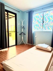 3BR with Movie Stay in Vista Mall Malolos by Casa Bella de Provence