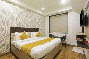 Hotel Aerostar Gold Near Yashobhoomi Conventioin Center