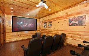 Dip in the Smokies - Splash in the pool and enjoy mountain views!