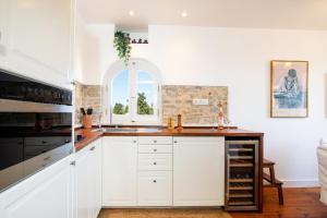 Korifo Old Town by Corfuescapes