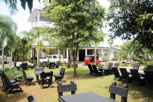 Grand Palace Hotel, Seeduwa