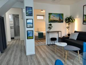 Appartements Stay & Smile Croissy, 2 parkings : photos des chambres