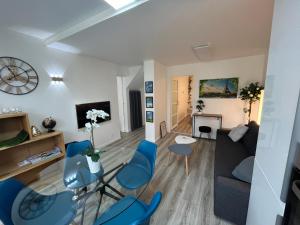 Stay & Smile Croissy, 2 parkings