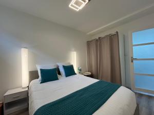 Stay & Smile Croissy, 2 parkings