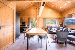 Chalets Chalet Fnire : photos des chambres