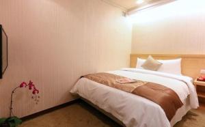 Phòng Standard giường đôi (Standard Double Room)