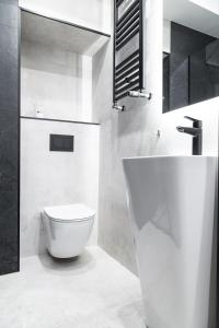 Househost Apartment Wielopole 10