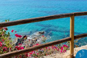 Villa Anna - Charming dimora suspended over the sea