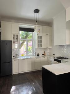 Kobylianska Apartments