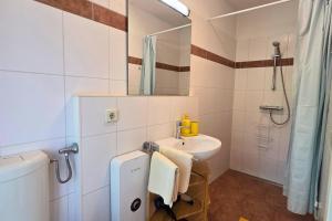 Gemütliches eigenes Häuschen mit Terrasse & Garten - optimal gelegen zwischen Altstadt & Hafen #4