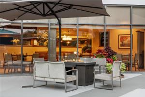 DoubleTree Suites by Hilton Raleigh-Durham