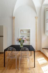 Casa Paolina, Burghesius homes