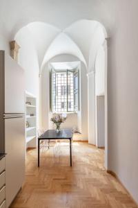 Casa Paolina, Burghesius homes