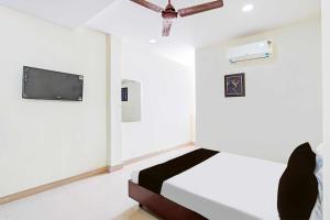 Hotel O Guduvancheri Railway Station