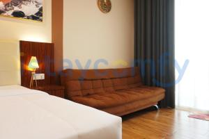 Studio Aston Residence 2209 City and Sea View