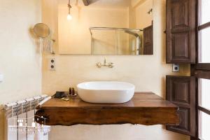 Masia Can Canyes & Spa