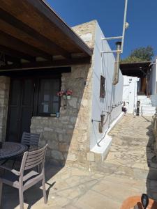 I Folia Village house with roof garden and terrace