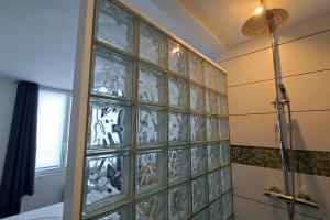 Lovely 32 square metre studio next to the beach