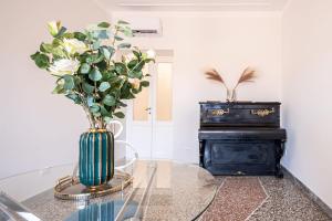 Exclusive View Rome I Residenza di Prestigio I 5 min metro Colosseo